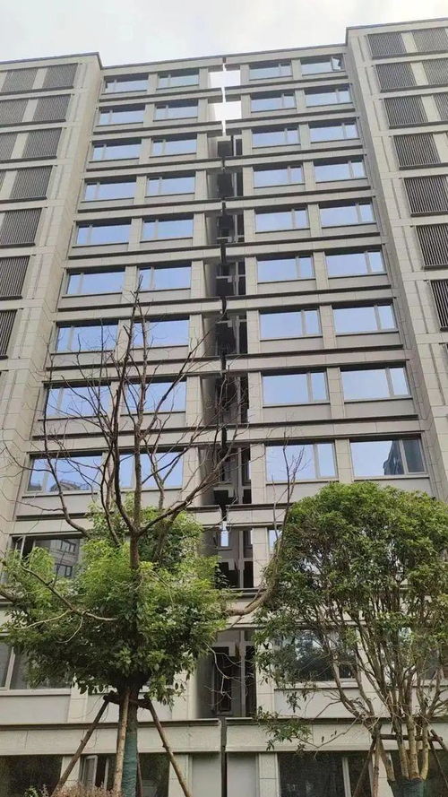 網(wǎng)傳杭州祥生云境樓體開(kāi)裂 祥生辟謠 是伸縮縫,已報(bào)警